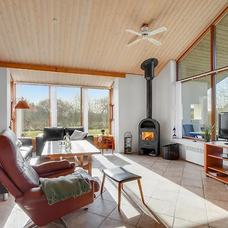 Hébergement de vacances Maison De 3 Chambres En Bord De Mer À Vinderup